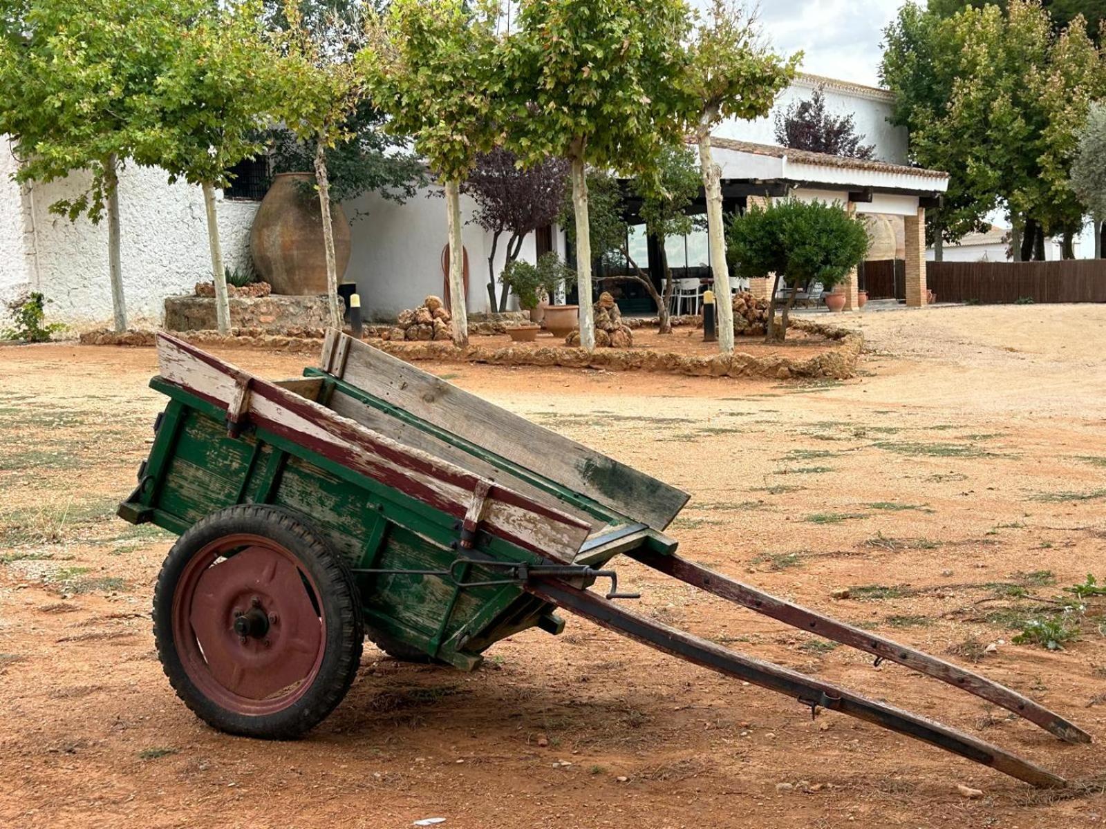 La Huerta De Don Fernando Villa Villarrobledo Exterior photo